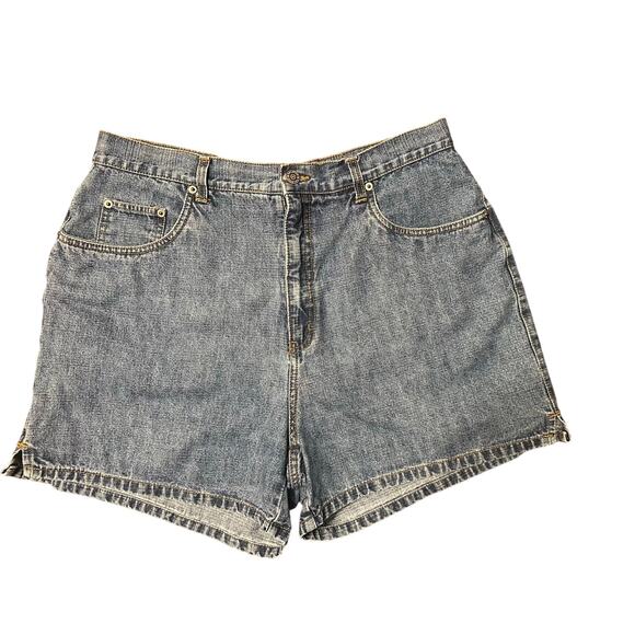 Vintage Y2K Halston Jeanswear size 14 medium wash denim shorts - Picture 1 of 4